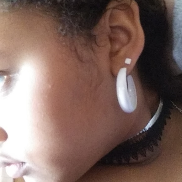 Hoop Earrings - Picture 1 of 6